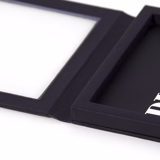 Firstsail venta al por mayor paleta cosmética embalaje Mini PVC logotipo personalizado sartenes magnéticas vacías paleta de sombras de ojos
